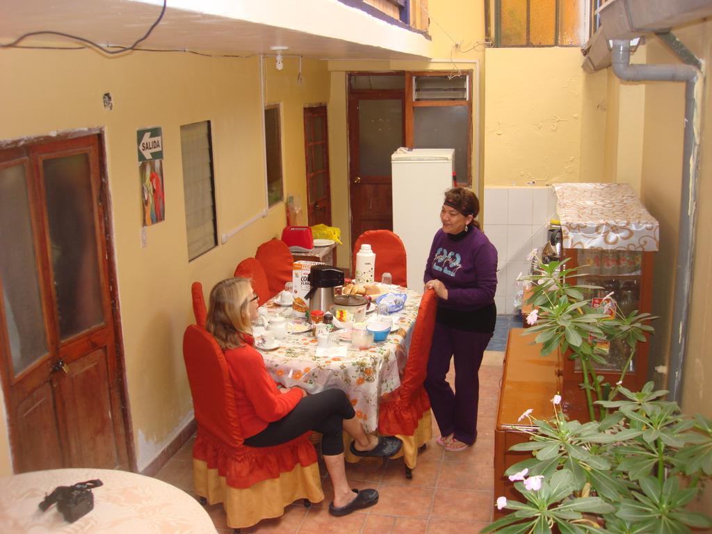 Naty'S Guest House Cuzco Esterno foto